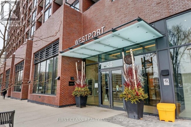 28 Ann St in Mississauga, ON - Building Photo - Building Photo