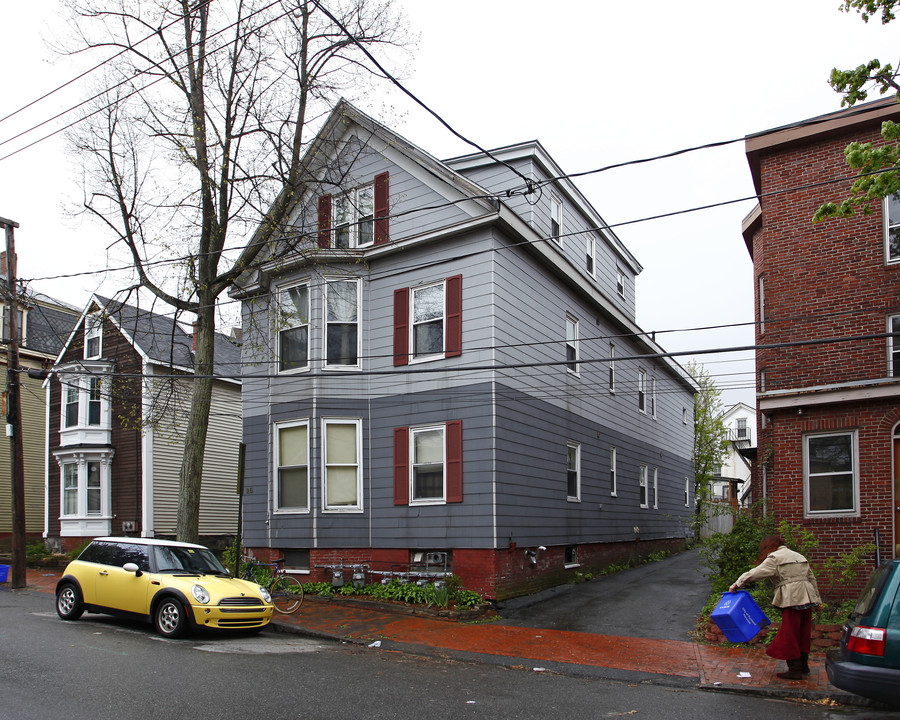 25 Dow St in Portland, ME - Foto de edificio