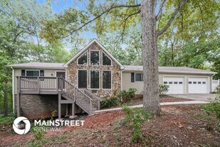 153 Trickum Hills Dr in Woodstock, GA - Building Photo