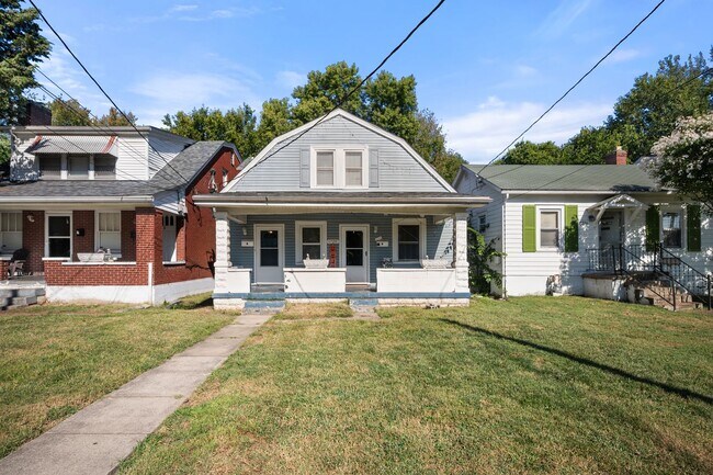 2726 Taylor Blvd in Louisville, KY - Building Photo - Building Photo
