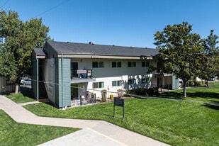 Aspenwood Apartments in West Valley City, UT - Building Photo