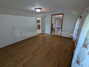 8807 Furnace Rd in Vermilion, OH - Building Photo - Building Photo