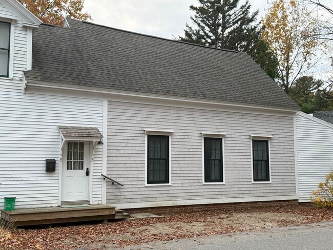 278 Maine St, Unit 3 Columbia Ave in Brunswick, ME - Building Photo - Building Photo