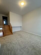 904 Knights Ln in Woodstock, ON - Building Photo - Building Photo