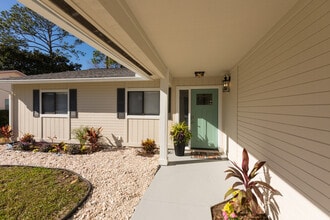 50 Westfield Ln in Palm Coast, FL - Foto de edificio - Building Photo