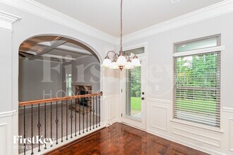 1087 Sly Fox Run in Fairburn, GA - Foto de edificio - Building Photo