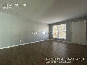 10412 Prince Dr in St. Louis, MO - Building Photo - Building Photo