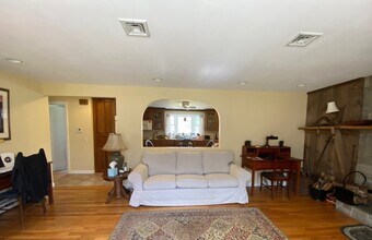 437 Green Hill Rd in Madison, CT - Building Photo - Building Photo