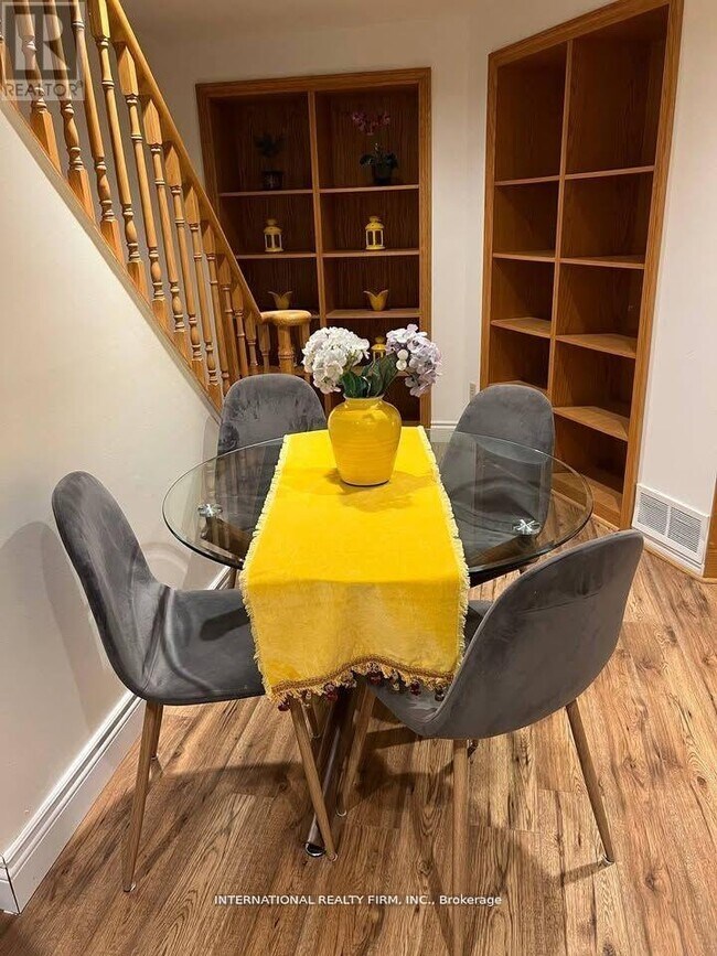 22 Ambrose Ct in Markham, ON - Building Photo - Building Photo