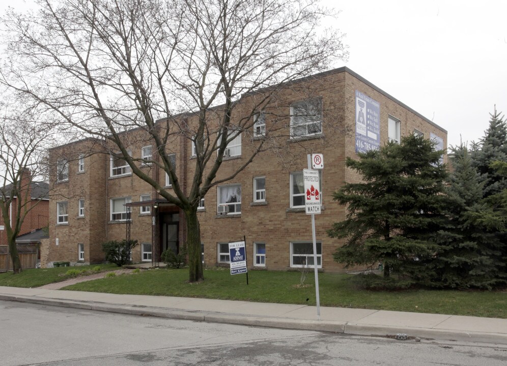 4089 Bathurst Rd in Toronto, ON - Building Photo