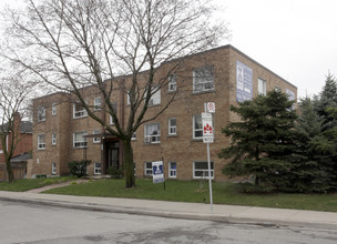 4089 Bathurst Rd in Toronto, ON - Building Photo - Primary Photo