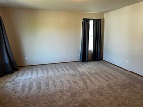 15360 146th Pl SE in Renton, WA - Building Photo - Building Photo