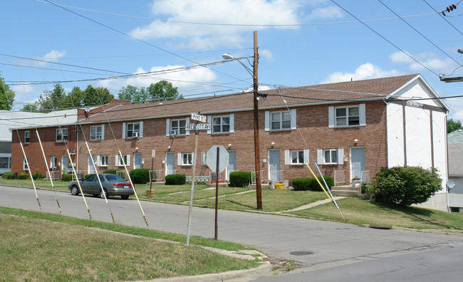 404 Prescott Ave in Endicott, NY - Building Photo - Building Photo