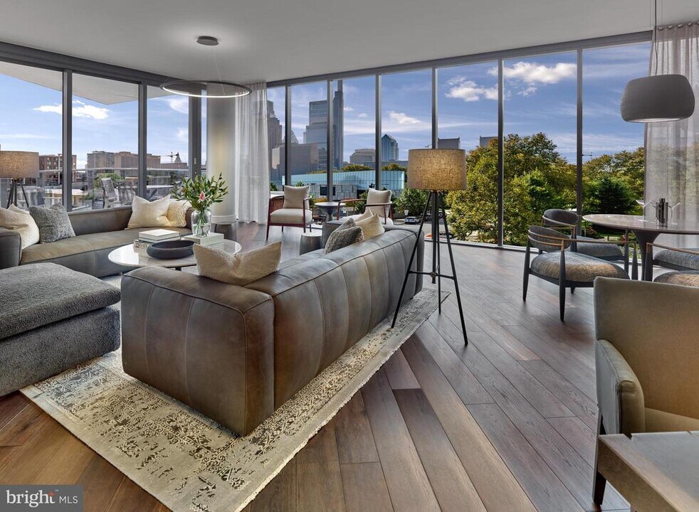 2100 Hamilton St in Philadelphia, PA - Building Photo