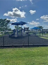 15273 Wildflower Cir in Naples, FL - Building Photo - Building Photo