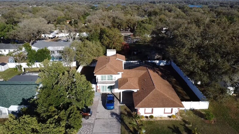1107 Seffner Valrico Rd in Valrico, FL - Building Photo