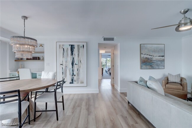 property at 3500 Gulf Shore Blvd N