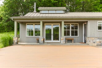 3700 Durham Rd in Guilford, CT - Building Photo - Building Photo