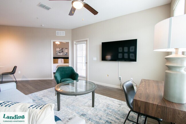 9100 Dowden Rd, Unit 6-313.1310 in Orlando, FL - Building Photo - Building Photo