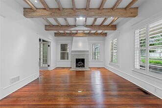 5609 Vickery Blvd in Dallas, TX - Building Photo - Building Photo