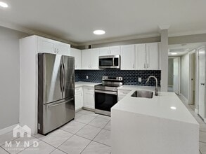 4744 O'Bannon Dr in Las Vegas, NV - Building Photo - Building Photo