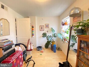 2031 E Susquehanna Ave in Philadelphia, PA - Building Photo - Building Photo