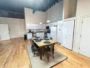 13-19-19 Stanhope St in Boston, MA - Building Photo - Building Photo