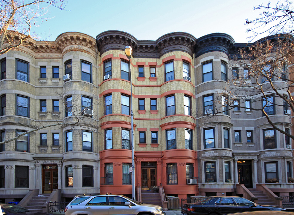 709 Carroll St in Brooklyn, NY - Building Photo