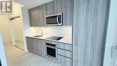 15 Richardson St in Toronto, ON - Building Photo - Building Photo