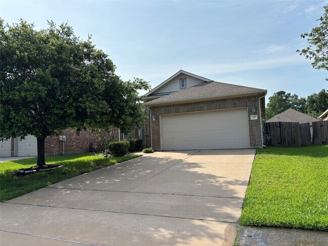 property at 27410 Tracy Ridge Ct