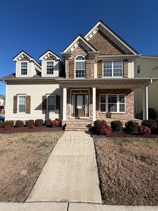 410 Stranraer Ct in Fuquay Varina, NC - Building Photo