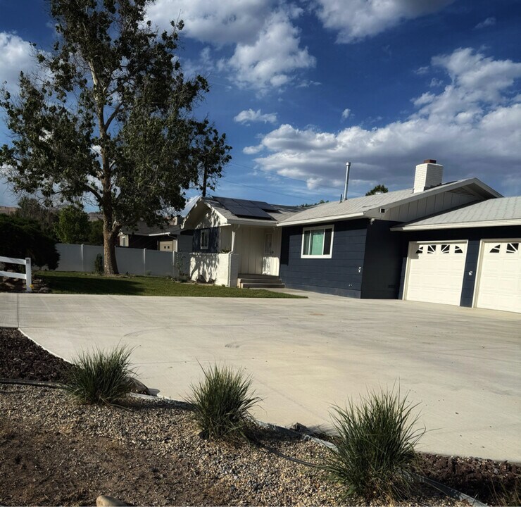 506-533 33 Rd in Clifton, CO - Building Photo