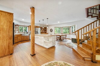 111 Kellogg Rd in Ariel, WA - Building Photo - Building Photo