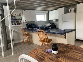 807 E South Ave in Houghton, MI - Building Photo