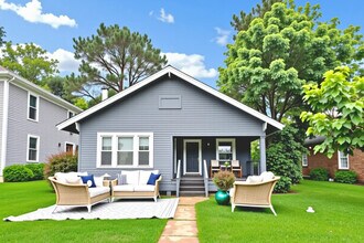 425 E Sears St, Unit Back in Denison, TX - Building Photo - Building Photo