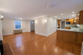 329 N Eagleville Rd in Mansfield, CT - Building Photo - Building Photo