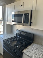1471 Creston St, Unit 2nd floor in Philadelphia, PA - Building Photo - Building Photo