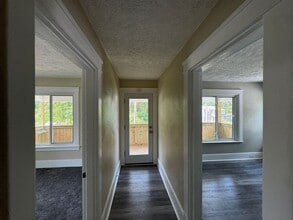 193 Center Ave in Elizabeth, PA - Building Photo - Building Photo