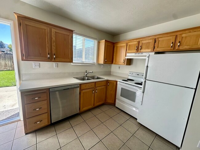 property at 647 N 400 W