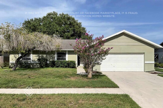 2563 W Scarlet Oak Ct
