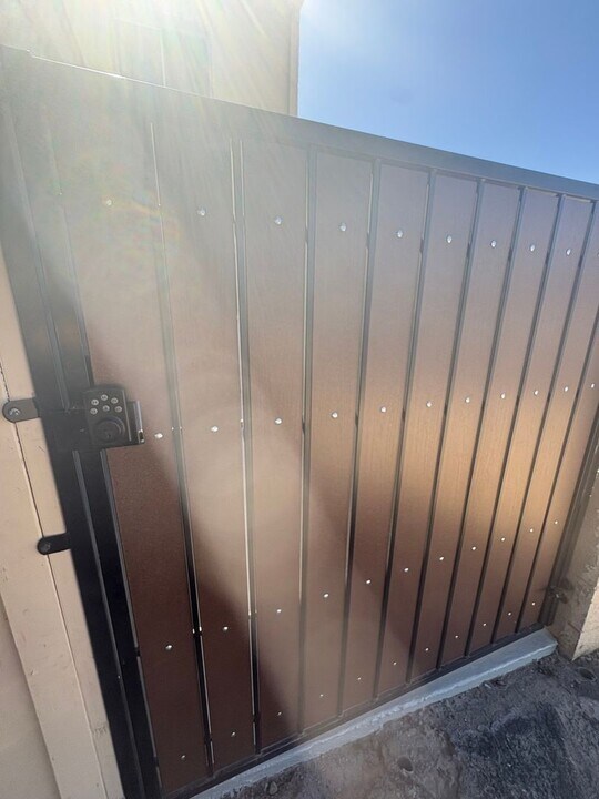 6833 E Osborn Rd in Scottsdale, AZ - Building Photo