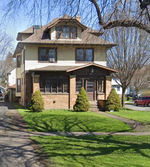 356 Lakeview Park in Rochester, NY - Foto de edificio
