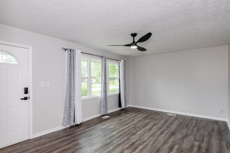5347 Haverfield Rd in Dayton, OH - Building Photo - Building Photo