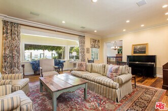 23644 Malibu Colony Rd in Malibu, CA - Building Photo - Building Photo