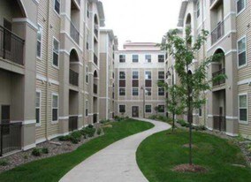 The Pavilion on Berry Apartments