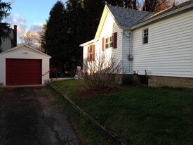 215 N Irvine St in Warren, PA - Building Photo