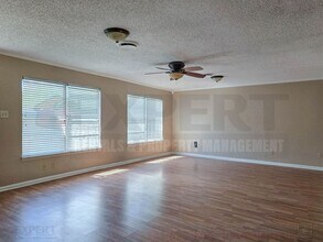 1204 Connell Dr in Killeen, TX - Building Photo - Building Photo