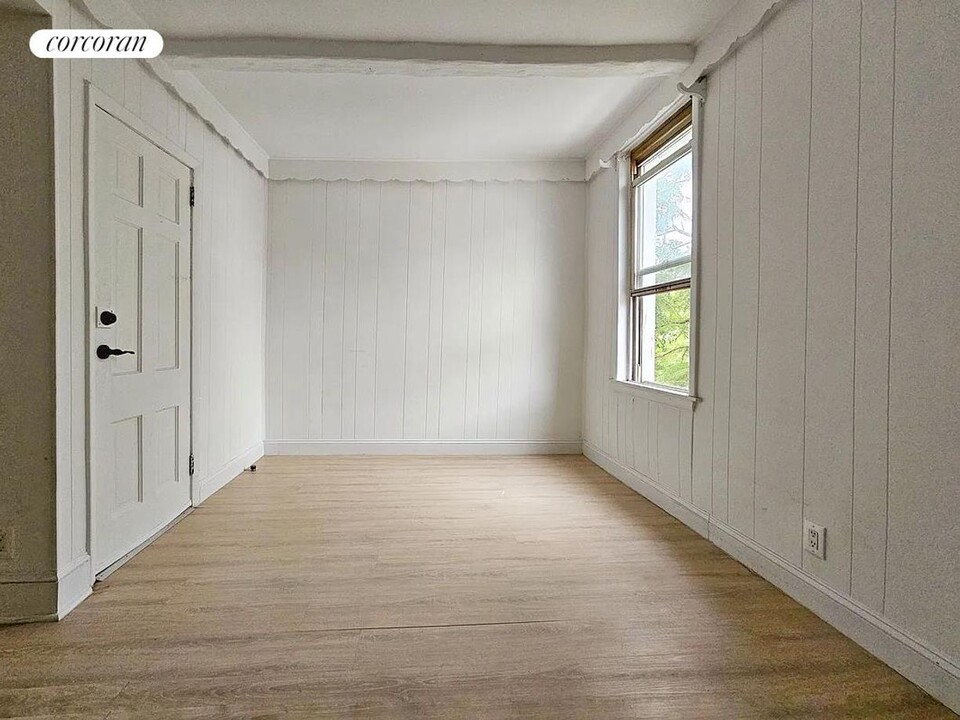 292 Leonard St in Brooklyn, NY - Building Photo