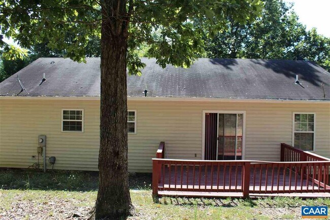 359 Jefferson Dr in Palmyra, VA - Building Photo - Building Photo