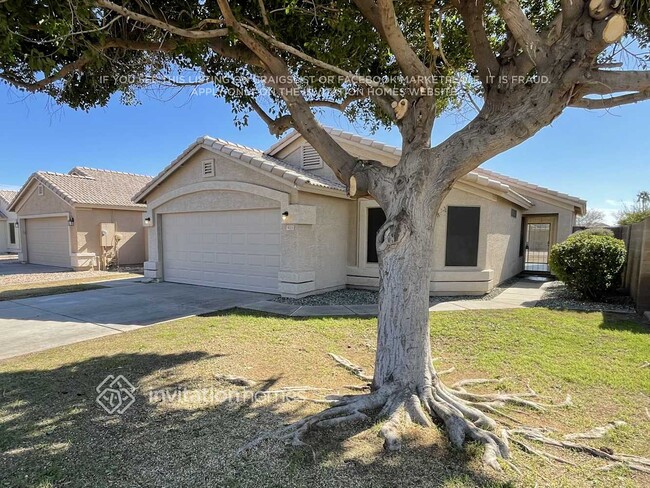 9331 W Cinnabar Ave in Peoria, AZ - Foto de edificio - Building Photo